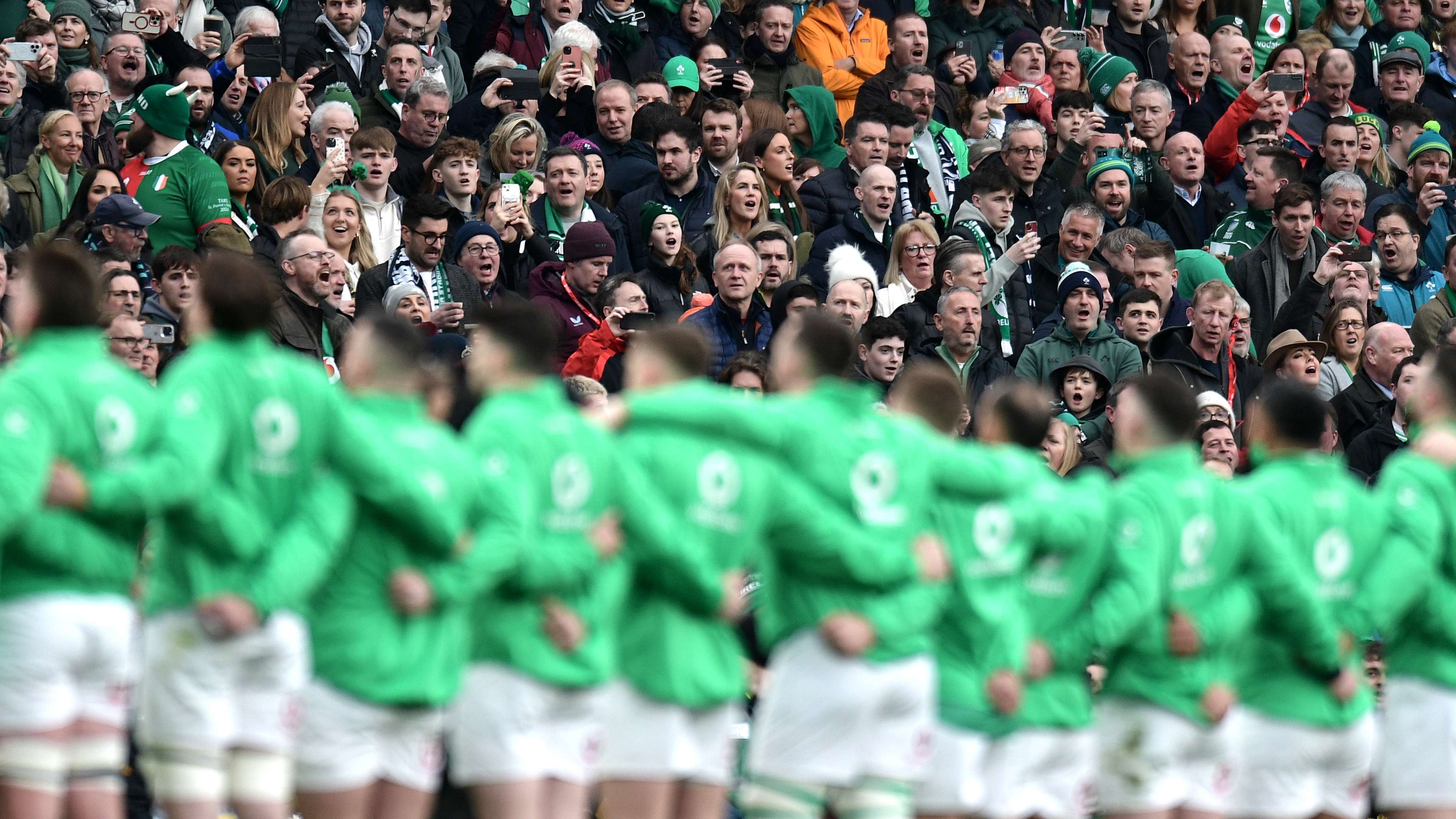 还是雨中的 还是雨中的